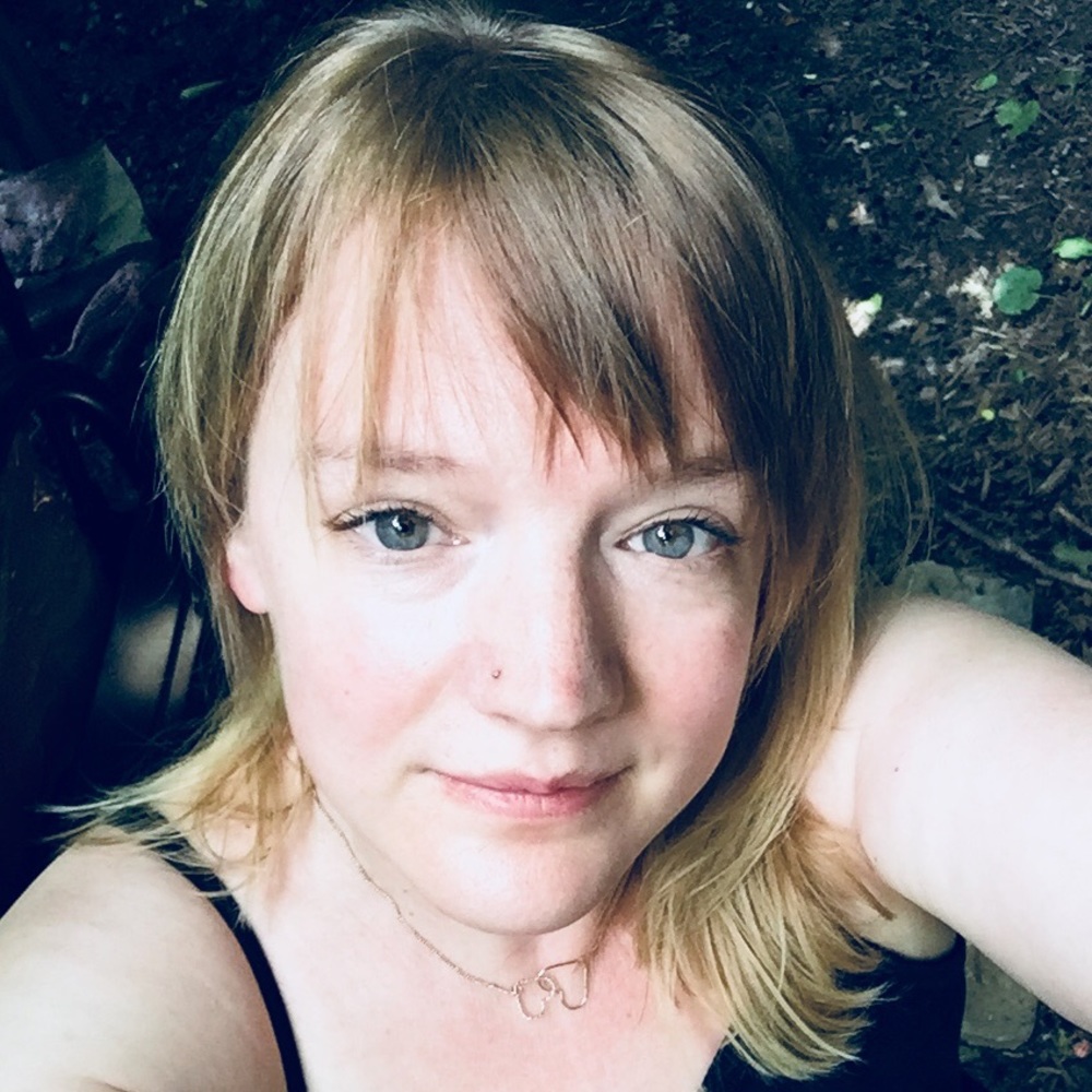 Meet your Posher, Carrie